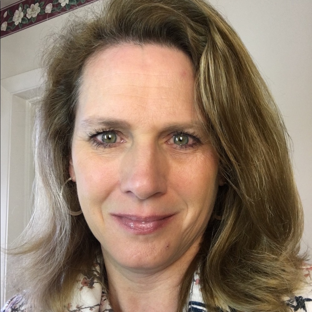 Meet your Posher, Leighanne
